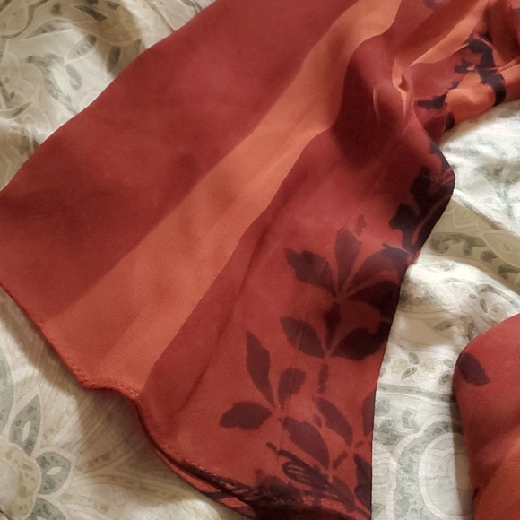 🌹Stunning tunic - Picture 5 of 5